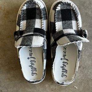 Gypsy Jazz Buffalo Plaid Slip Ons EUC